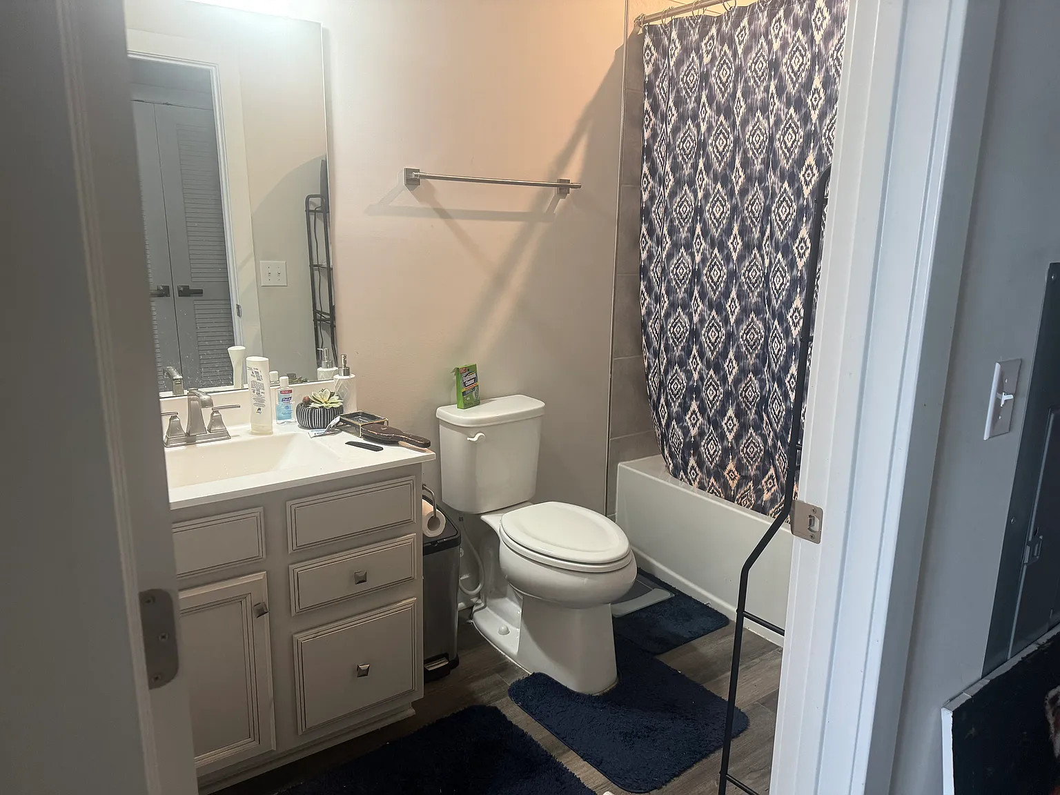 2 bed, 1302 sqft, $2,000 — Photo 4