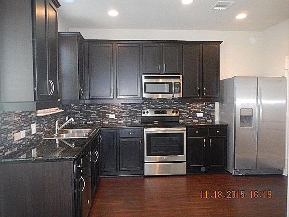 4th image of 3414 Greyfriar Dr