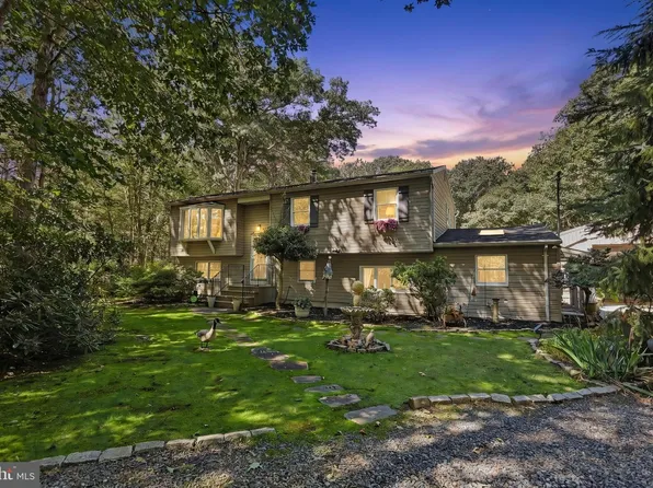 347 E Millstream Rd, Cream Ridge, NJ 08514