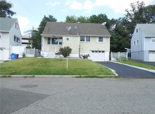 89 Wall St, Metuchen, NJ 08840