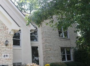 891 Ludwig Dr, Columbus, OH 43230