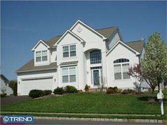 1st image of 4 Quincy Manor Ln