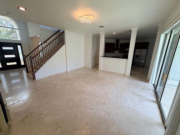 5th image of 6608 Newport Palms Ct