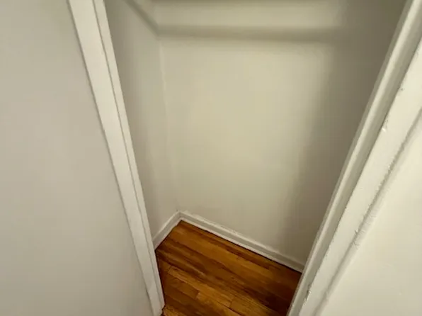 2265 Ocean Parkway image 13 of 19