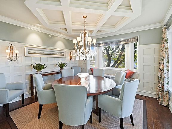 4th image of 2023 Seahaven Rd