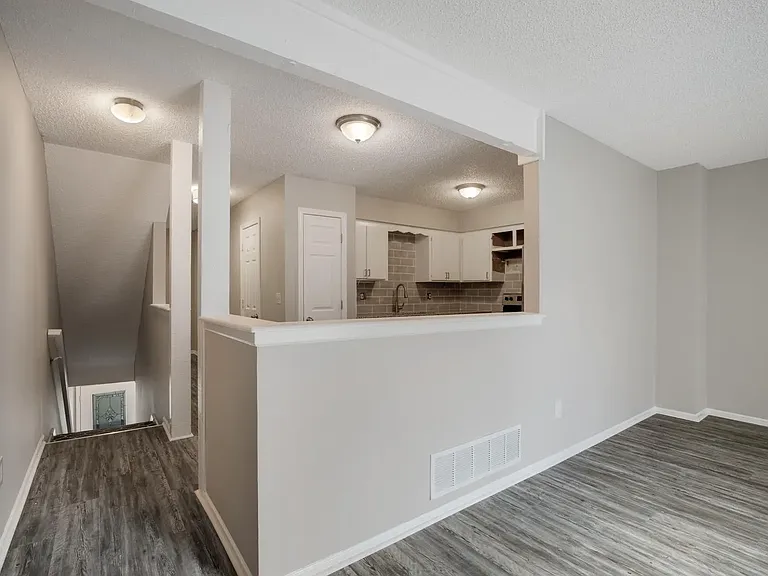 3026 Eaton St — Photo 3