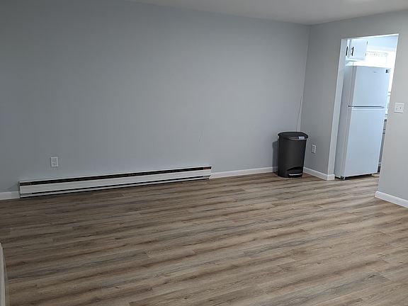 5th image of 70 Maple St #A
