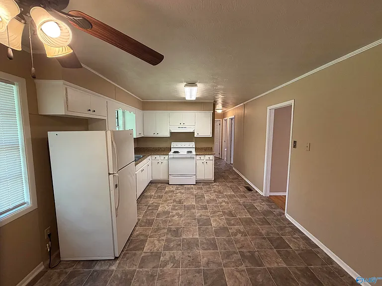 1802 Tunsel Rd SW — Photo 7