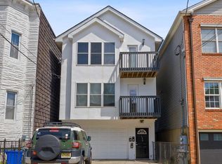 126 Ogden Ave, Jersey City, NJ 07307