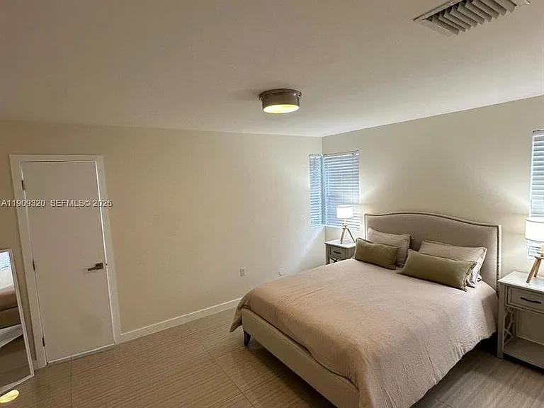 9464 Abbott Ave — Photo 11