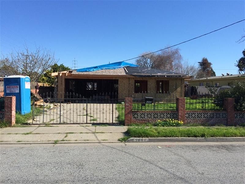 1st image of 2684 Fordham St