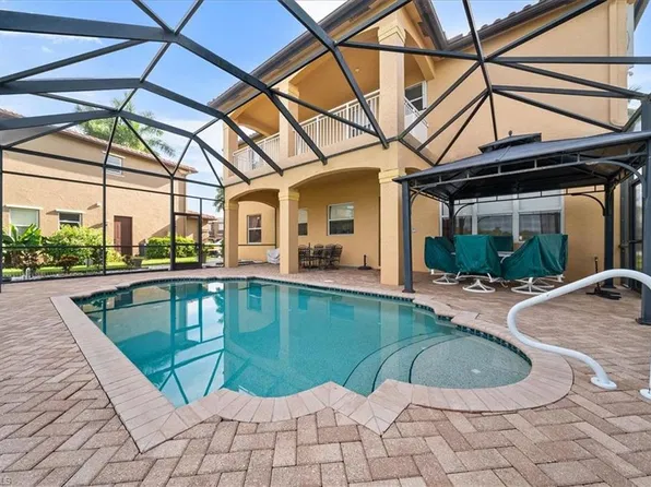 1762 Sarazen PL, NAPLES, FL 34120