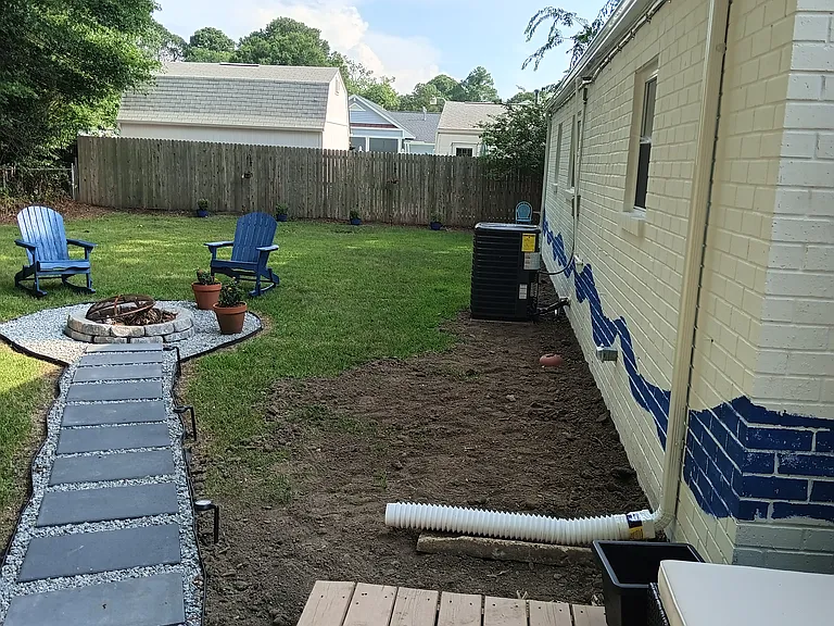 424 Elmont Rd — Photo 7