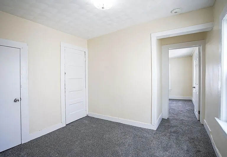 32 Joy St #2R — Photo 8
