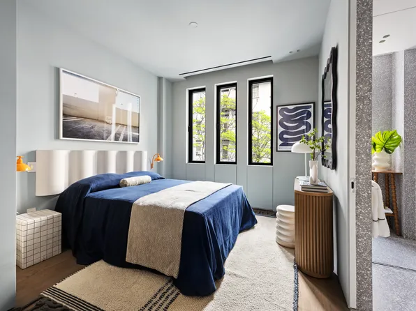 455 West 19th Street image 25 of 29