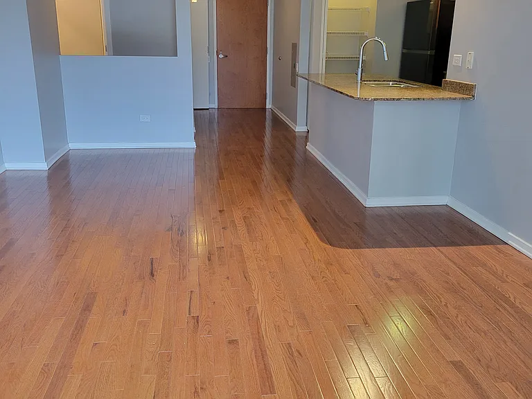 210 S Desplaines St #604 — Photo 11