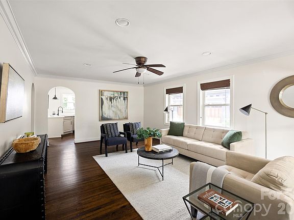 2nd image of 2215 Chatham Ave