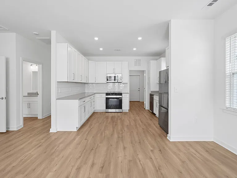 Hamlet Quail Crossing - Homes for Rent — Photo 12
