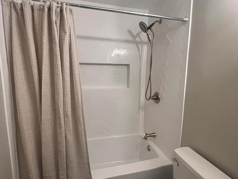 56 Winston Dr — Photo 9