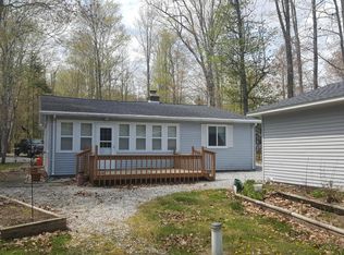 5340 Twin Trail Dr, Cheboygan, MI 49721