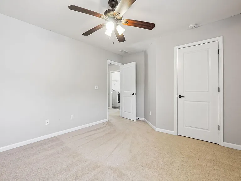 4450 Dartford Rd — Photo 38