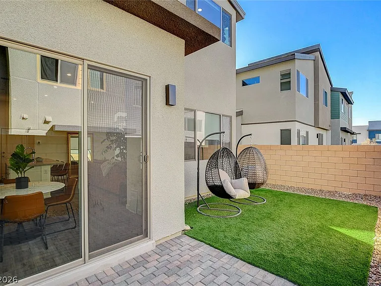 3354 Via Strada St — Photo 41