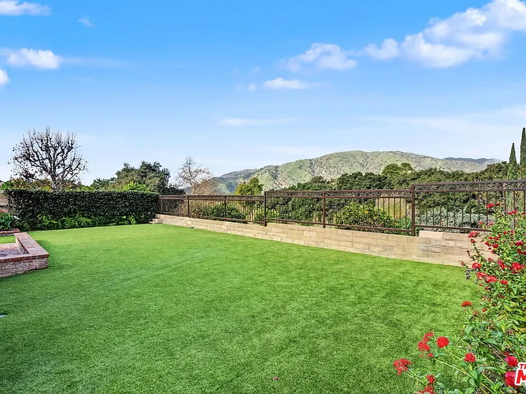6497 Country Club Dr — Photo 50