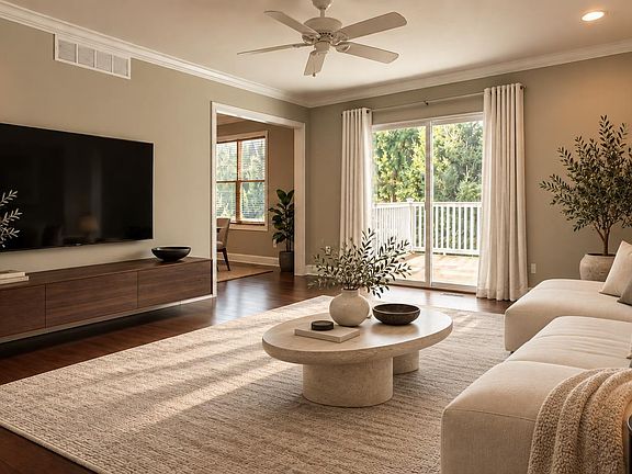 4th image of 307 Sonoma Way