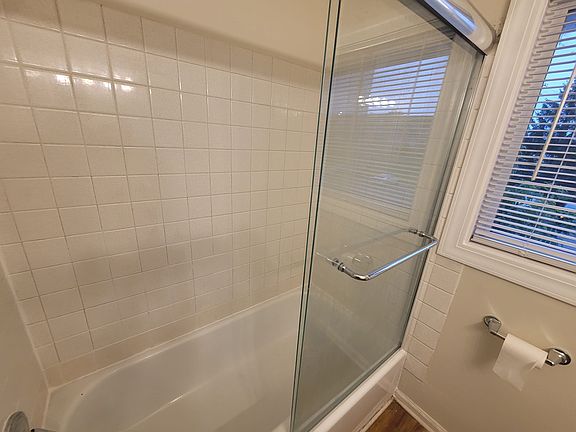 5th image of 3155 Medford Ct