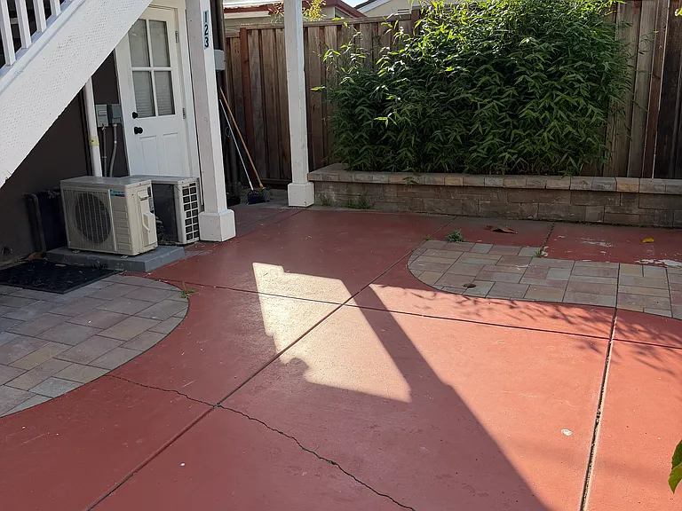 121 Emory Cmn — Photo 2