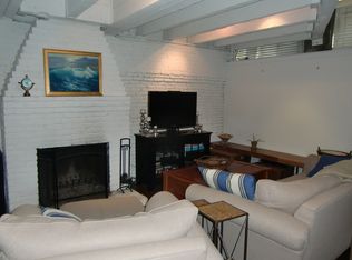 130 Fulton St APT 3, Boston, MA 02109