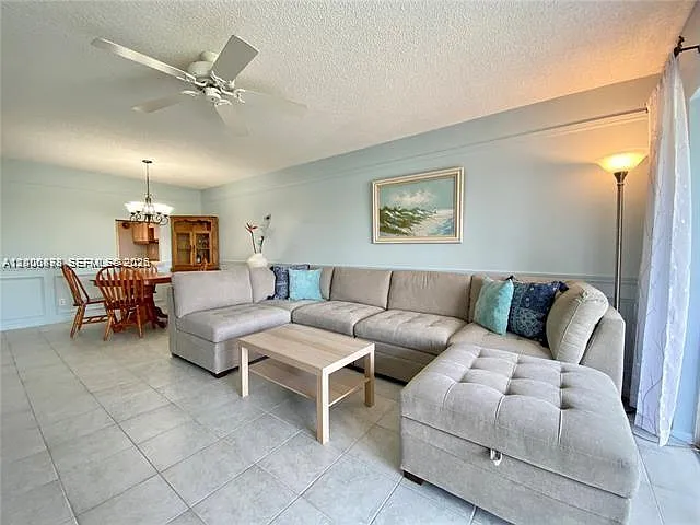Danians Condominium No 2 — Photo 2