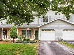 2940 Robin Rd, York, PA 17404