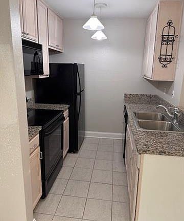 2nd image of 2601 Metairie Lawn Dr #N-216