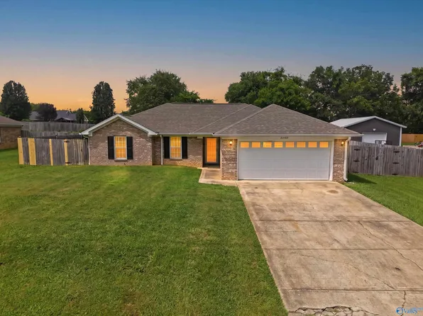 27707 Phillip Wagnon Dr, Athens, AL 35613