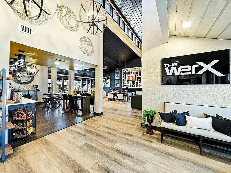 Experience upscale living at The WerX, where contemporary design meets modern comfort. Enjoy spacious interiors, stylish amenities, and a vibrant community atmosphere. Don't miss out on your dream homeschedule a tour today!