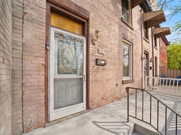 107 Queen St S, Hamilton, ON L8P 3R9