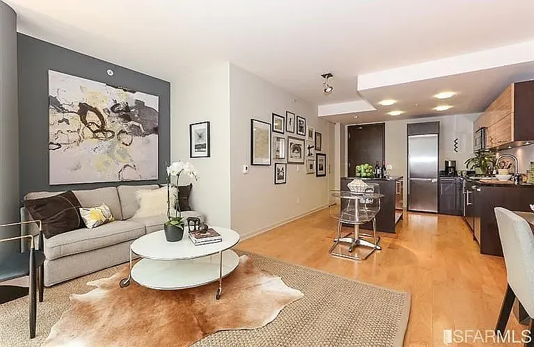 829 Folsom St — Photo 2