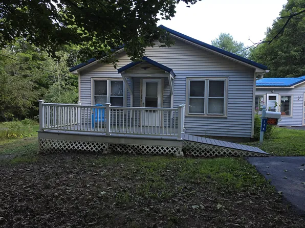 136 South Street, Calais, ME 04619