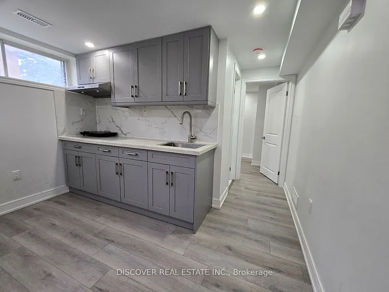 186 Floradale Dr #2 — Photo 5
