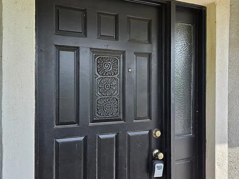 2515 El Dorado Ave — Photo 2