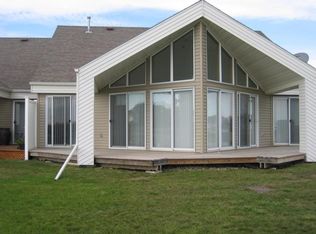 2611 Augusta Dr, Grand Forks, ND 58201