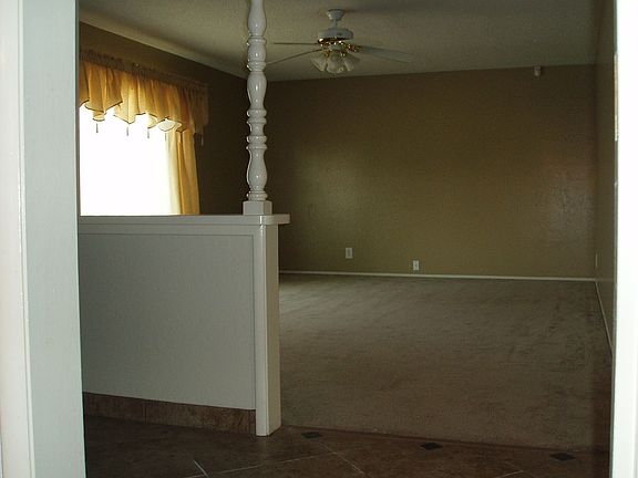 formal dinning/living room