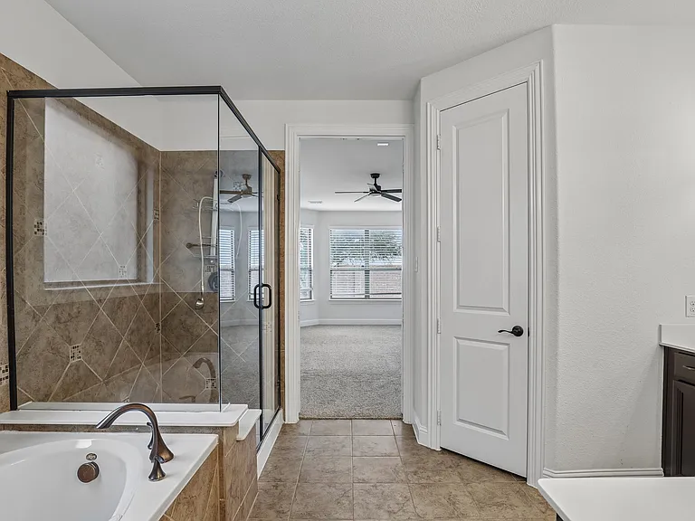 7228 Ridgepoint Dr — Photo 11