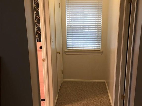 5th image of 22901 Allen Ct