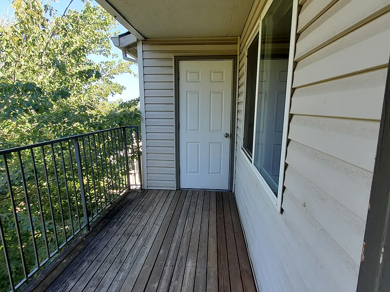 Halsey Heights — Photo 10