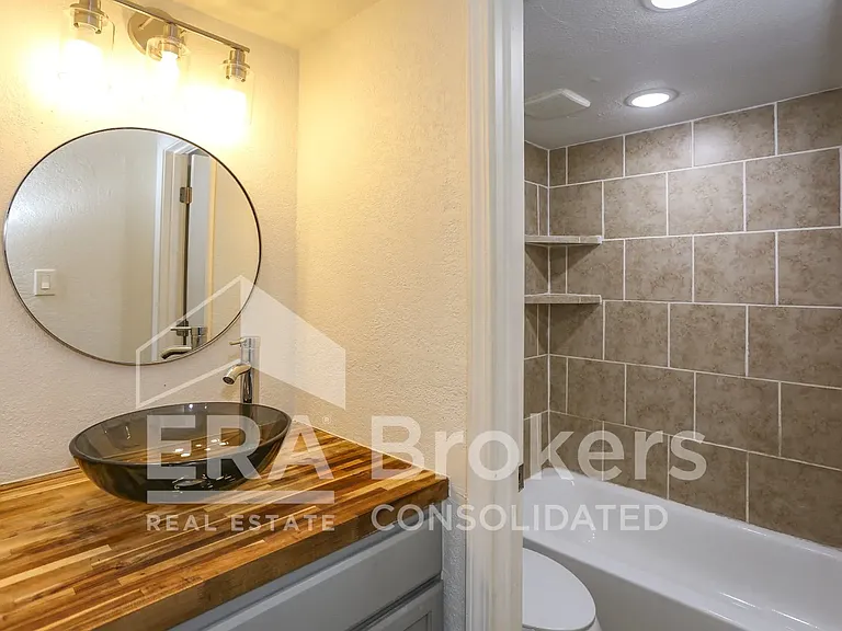 614 Adams Ave #1 — Photo 12