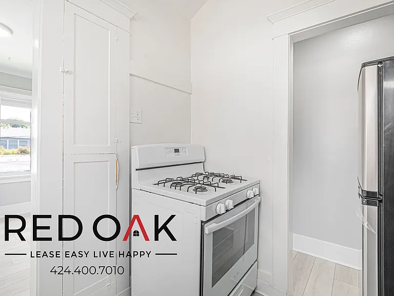 1117-1123 E Appleton St #1121-1/2 — Photo 8