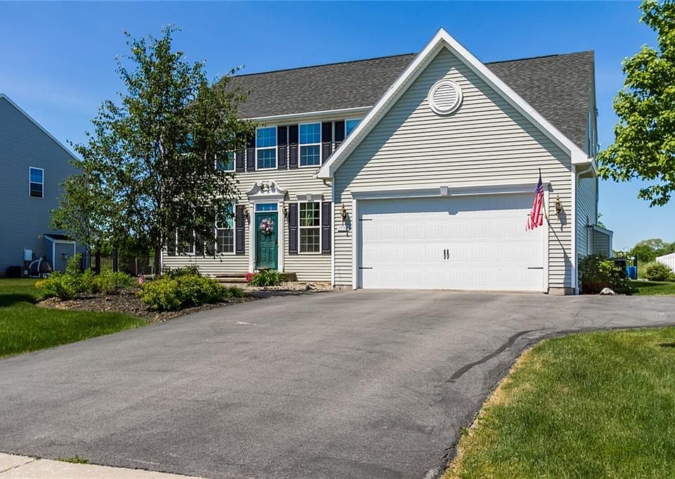 1st image of 1590 Clovertrail Dr