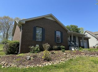 1844 Patricia Dr, Clarksville, TN 37040